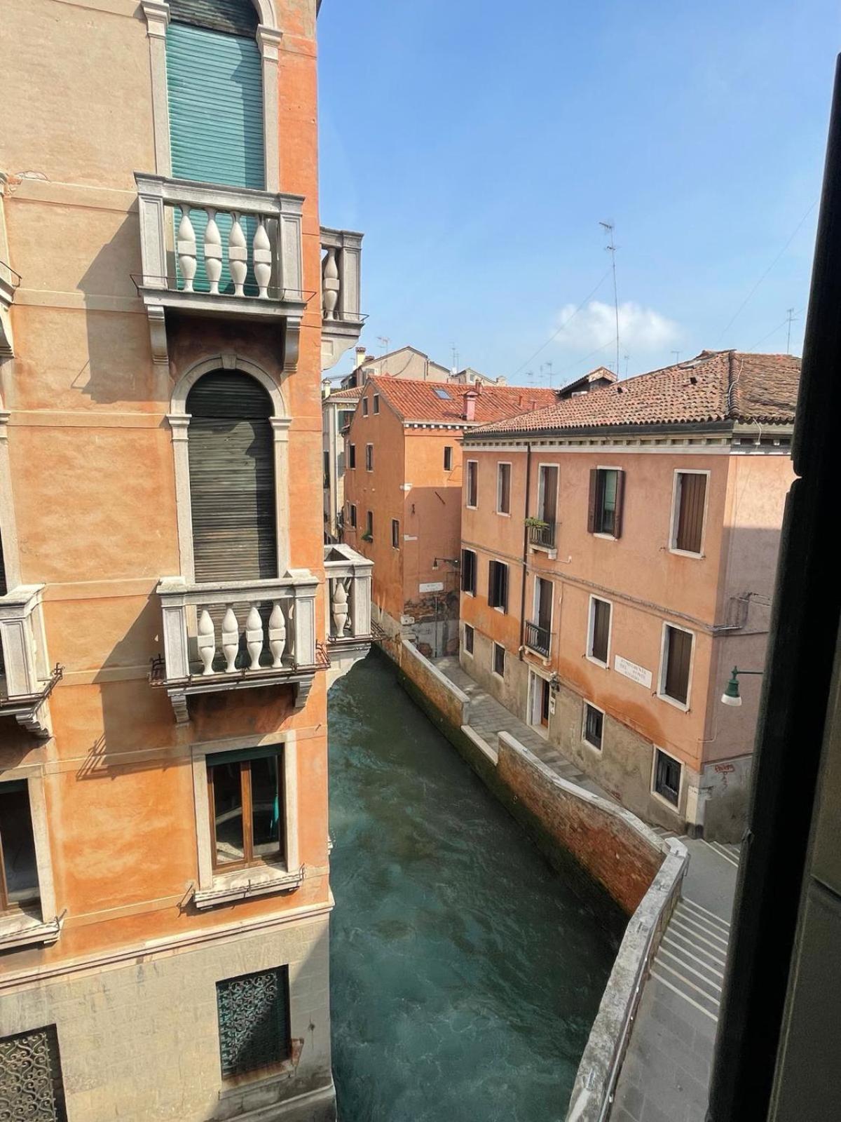 Guesthouse Ca' San Marcuola 2 Venesia Bagian luar foto