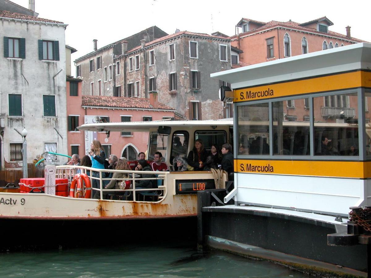 Guesthouse Ca' San Marcuola 2 Venesia Bagian luar foto
