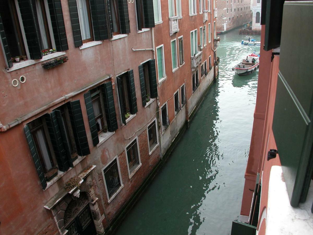 Guesthouse Ca' San Marcuola 2 Venesia Bagian luar foto