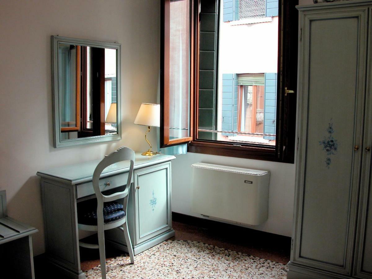 Guesthouse Ca' San Marcuola 2 Venesia Bagian luar foto