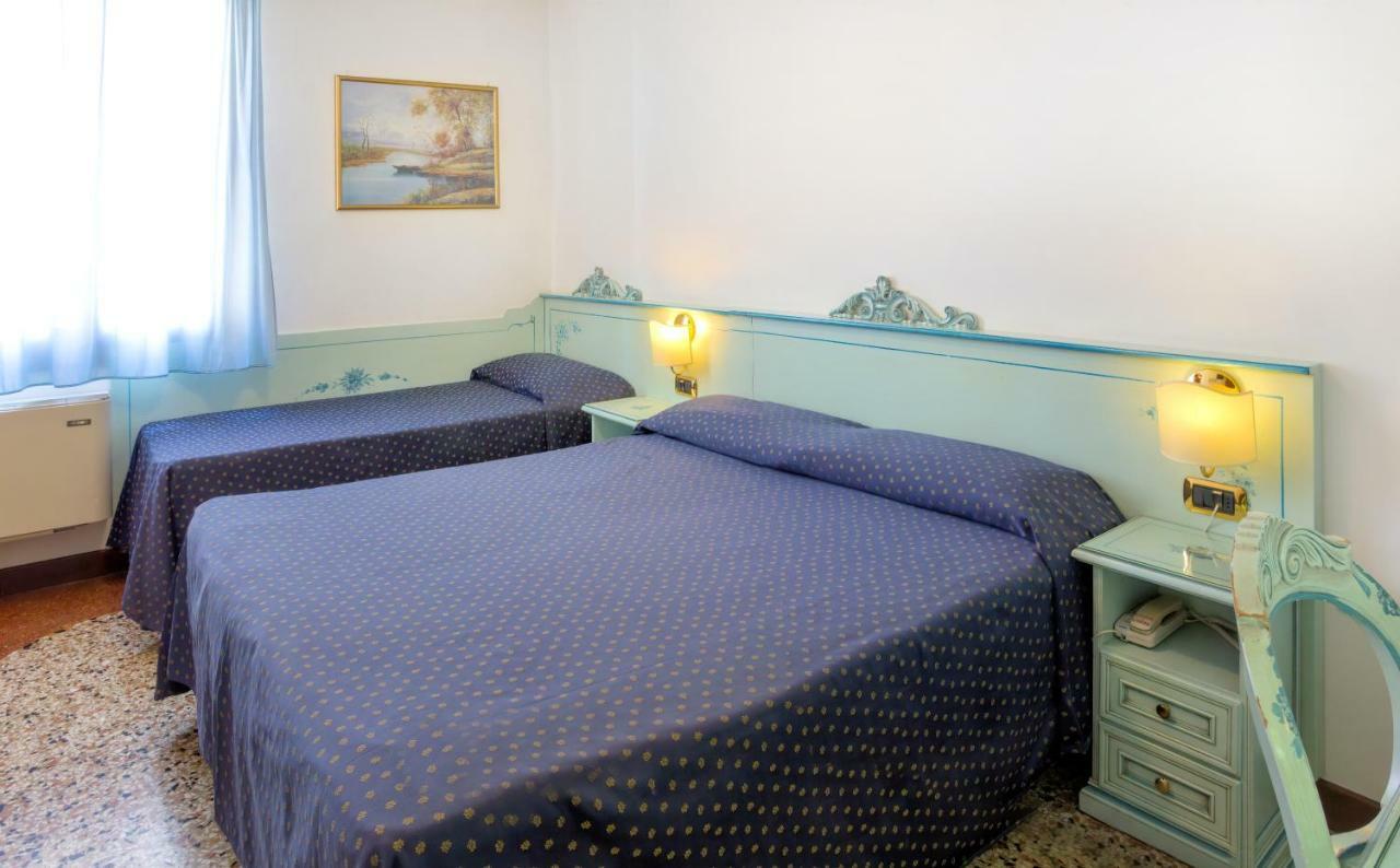 Guesthouse Ca' San Marcuola 2 Venesia Bagian luar foto
